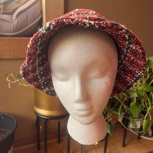 Wonderly Plaid Tweed Bucket Hat
